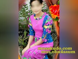 တောသူလေးကိုဂေါ်အစွပ်နဲ့လိုးတာ