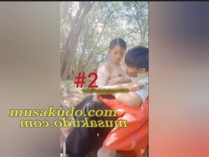 #2 ပုခုက္ကူမြို့သားလေးနဲ့ ပုခုက္ကူမြို့နယ် ညောင်ကျစ်ပင်ရွာကျောင်းသူလေး မြန်မာလိုးကား