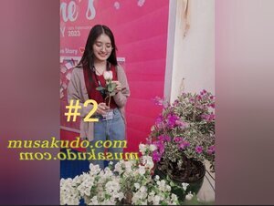 #2 အချိုရည်ဗူးနဲ့ချက်ပြတဲ့အချောလေး မြန်မာအပြာကား